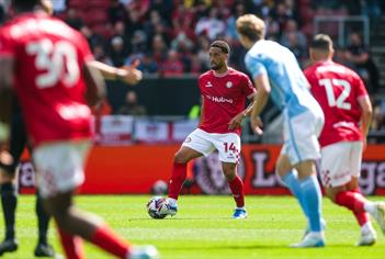 ristol City vs Preston North End at Ashton Gate Stadium