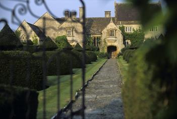 Lytes Cary Manor, Somerton