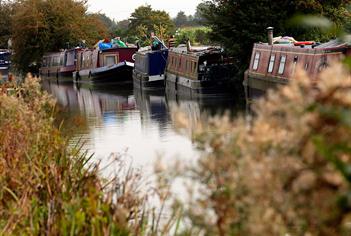 Moored boats on K&A by Terry Hewlett