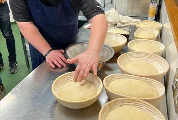 How to make & bake Sourdough