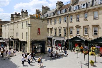 Shopping in Bath