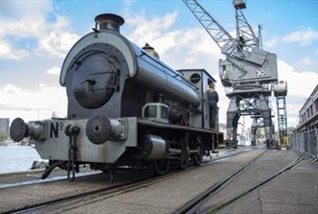 Steam engine and crane driving experiences
