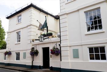 Winchester Royal Hotel - Travel Trade