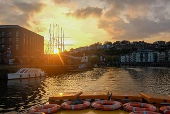 Thirsty Thursday with Bristol Ferry
