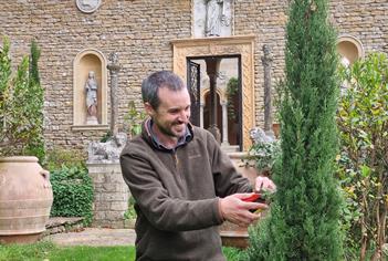 Behind the Scenes Tour with Head Gardner Steve Lannin (inc Walled Garden Visit)