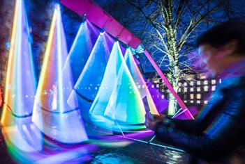 Swing Song - Credit Andre Pattenden