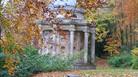 Stourhead (C) Val Henderson