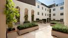 Brooks Guesthouse Bristol - courtyard