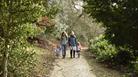 Rachel Beaumont_family in garden winter1_Prior Park