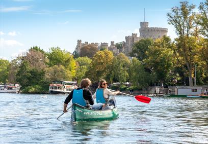 Kayaking along the River Thames, Windsor