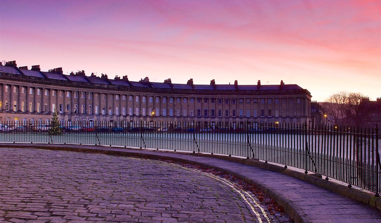 The Royal Crescent in Bath at twilight