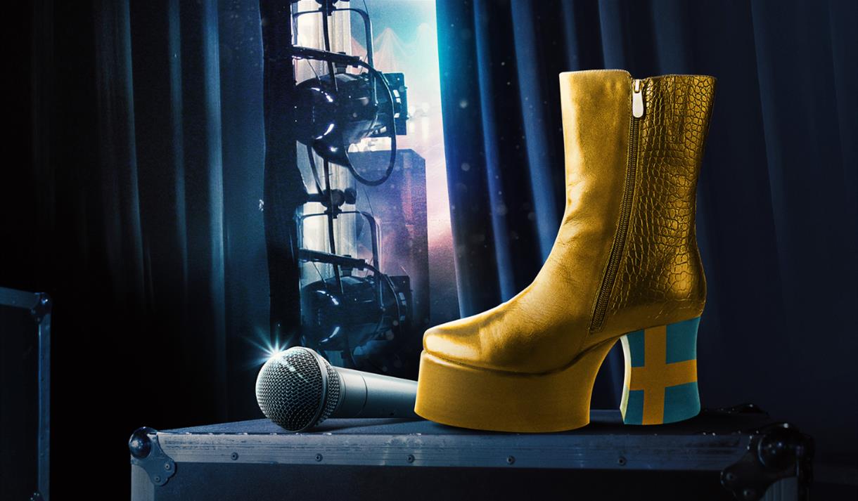Heeled 60's show with Swedish flag and microphone
