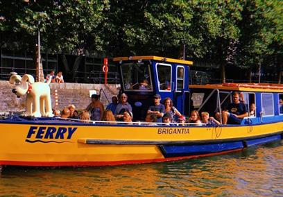 Weekend Shuttle Service to Beeses with Bristol Ferry