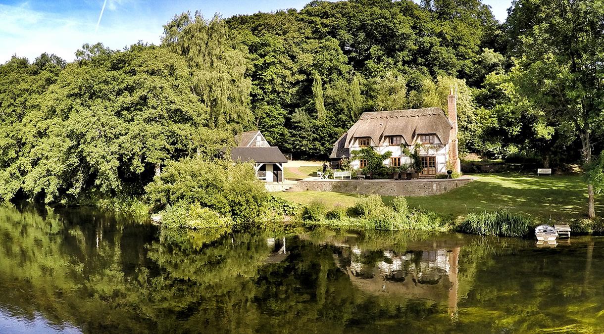 Holiday Cottages in Hampshire