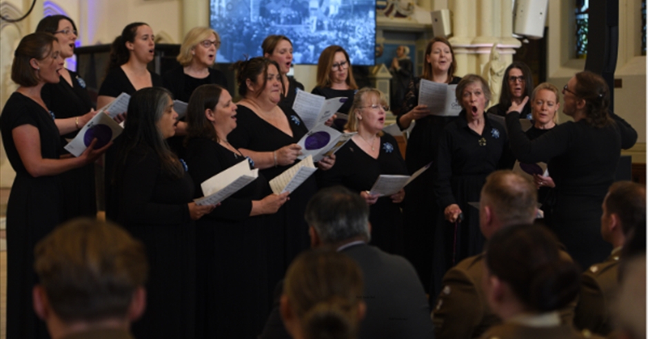 MIDDLE WALLOP & ANDOVER MILITARY WIVES CHOIR at The Lights - Visit ...