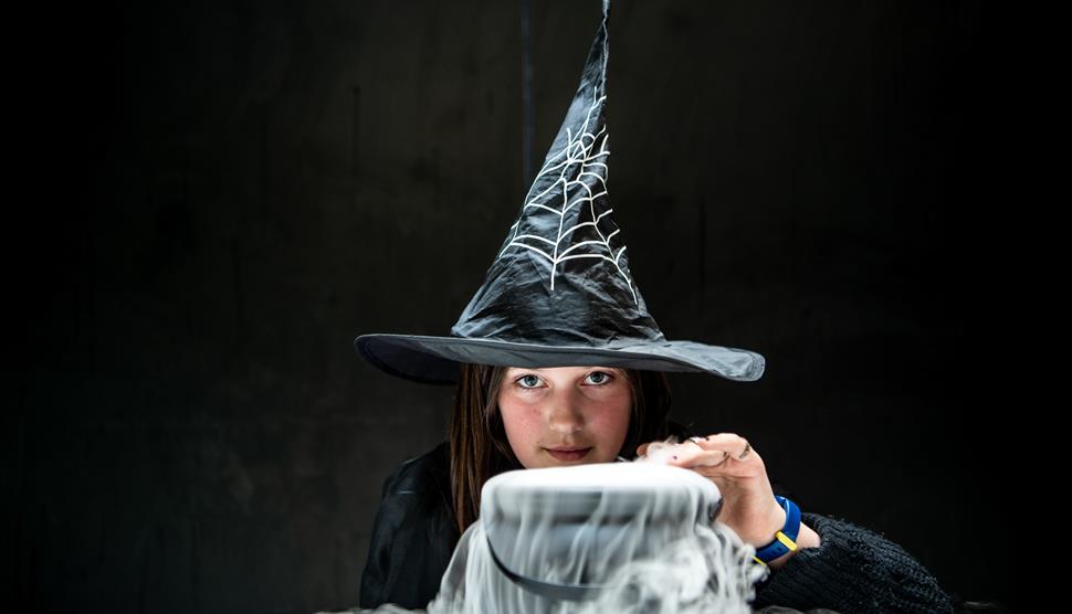 Science Explained: Spells and Potions at Winchester Science Centre & Planetarium