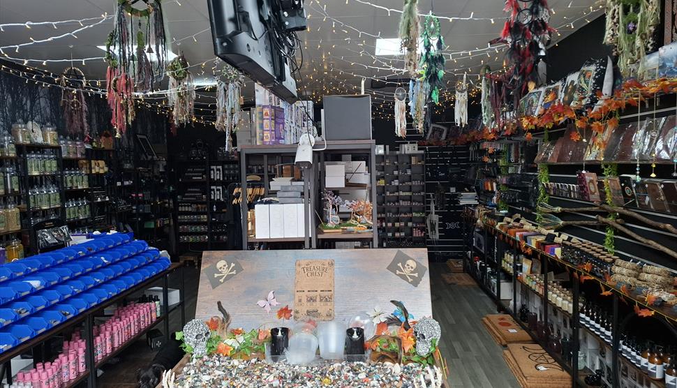 Niffty Witchy Supplies
