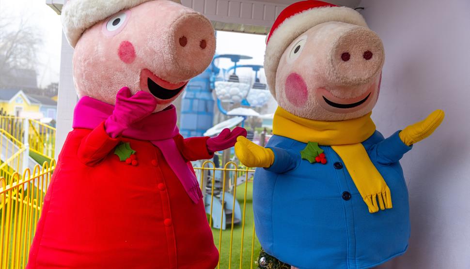 Peppa Pig and George Pig at Christmas at Paultons Park!