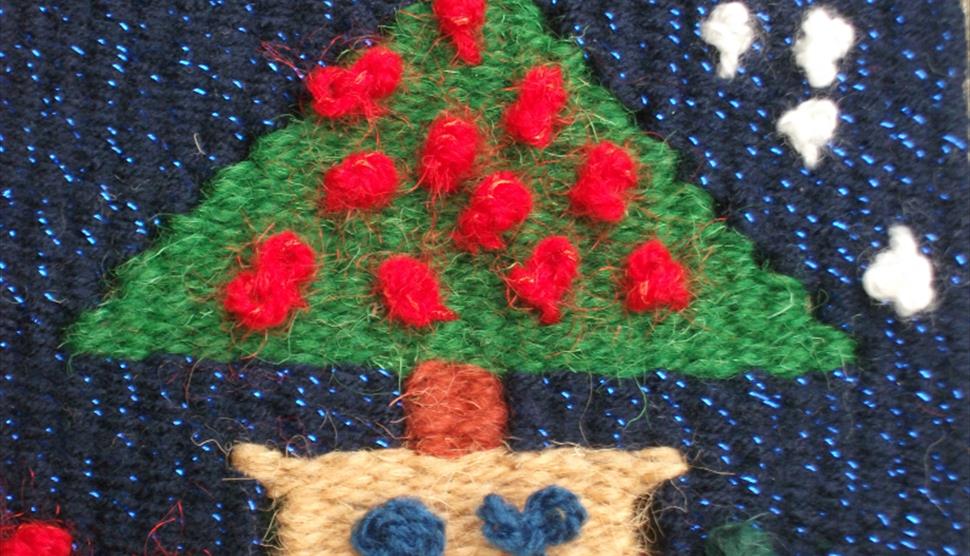 Weave a Christmas Tree – Textile Workshop