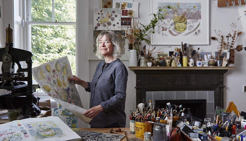Angie Lewin in studio | © Alun Callender