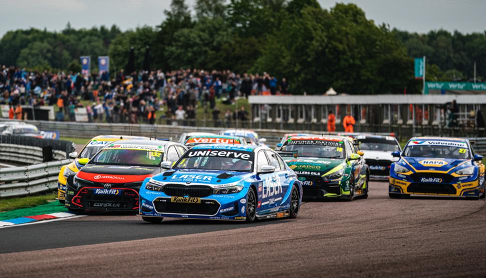 Kwik Fit British Touring Car Championship at Thruxton
