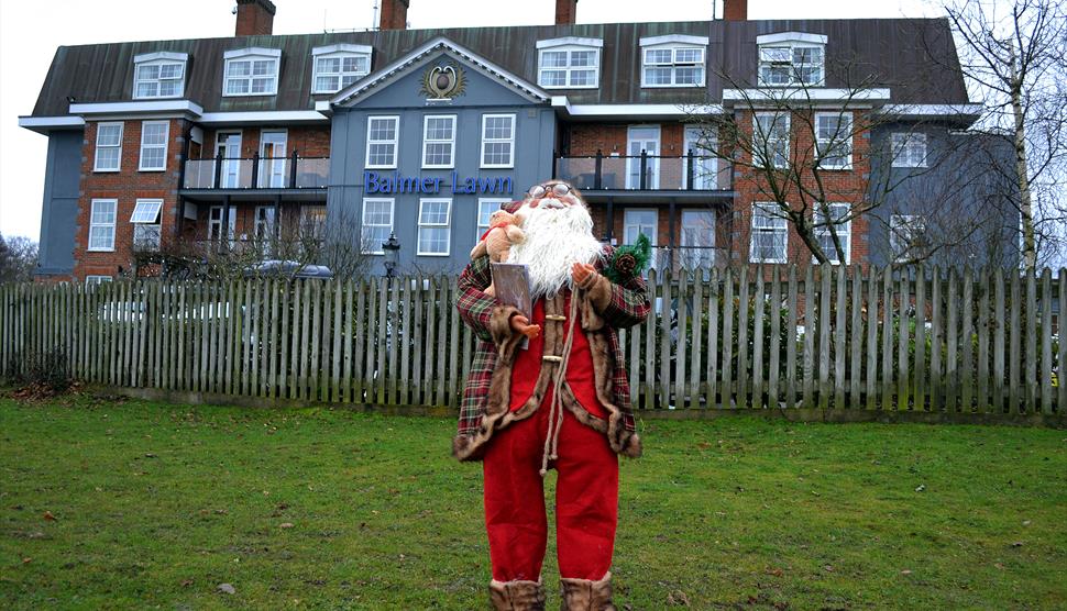 Christmas Fest at Balmer Lawn Hotel's The Lodge Kitchen & Bar