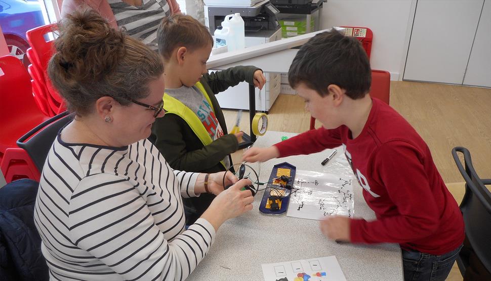 Boat Building Family Workshop at Eling Tide Mill Experience
