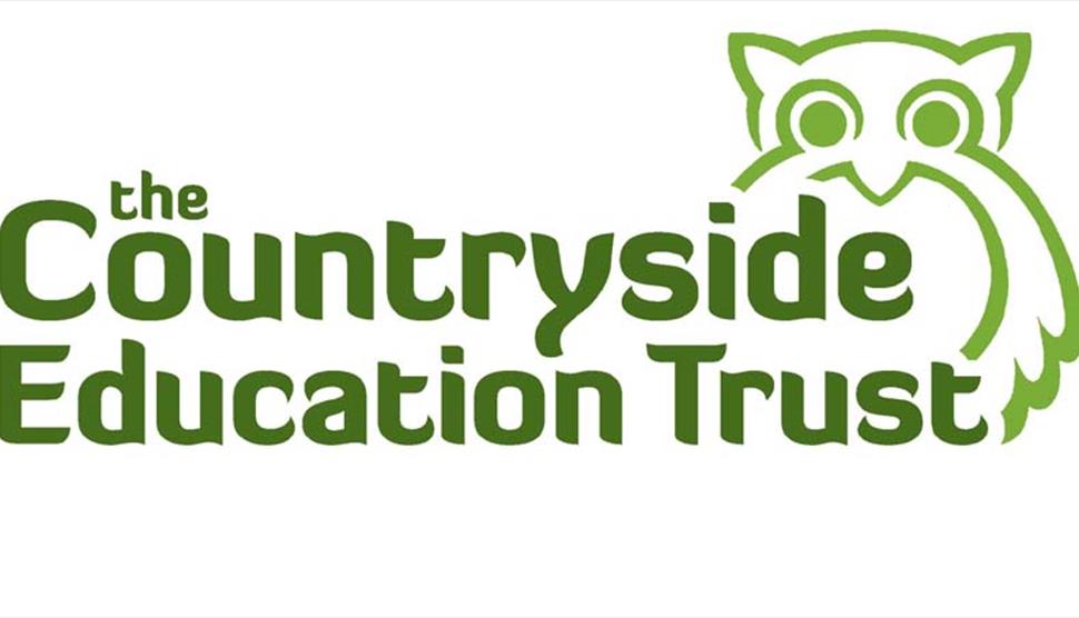 Antiques Evening with Martyn Downer at Beaulieu Motor Museum