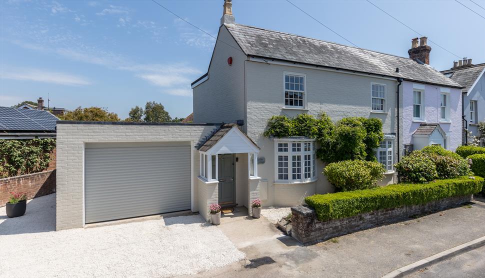 Camellia, New Forest Cottages