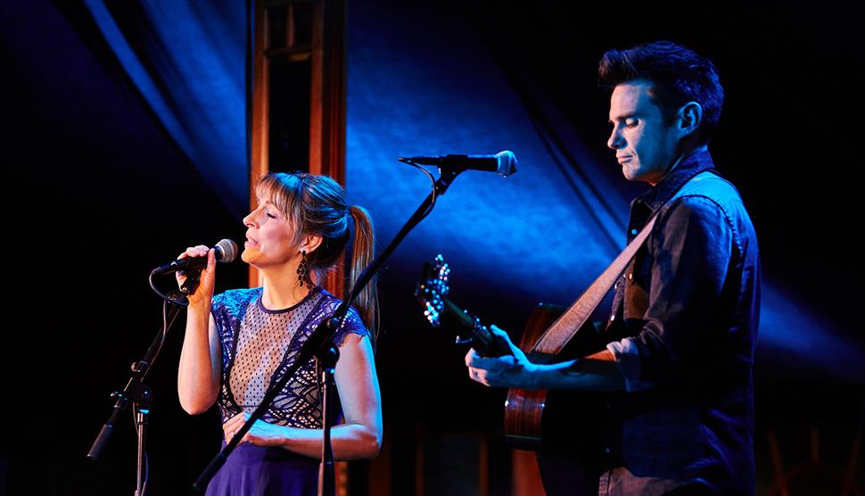 Emily Smith & Jamie McClennan at Forest Folk Club