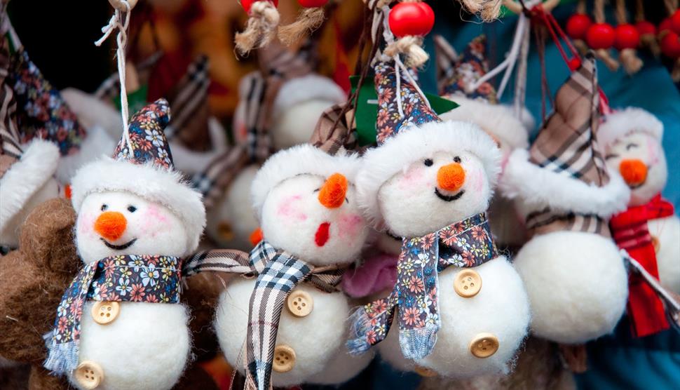 Fareham Town Centre Lights Switch On Indoor Christmas Market