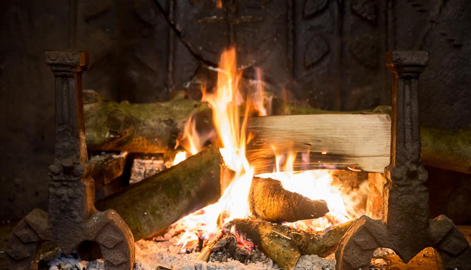 Fireside Poetry: Writing Women