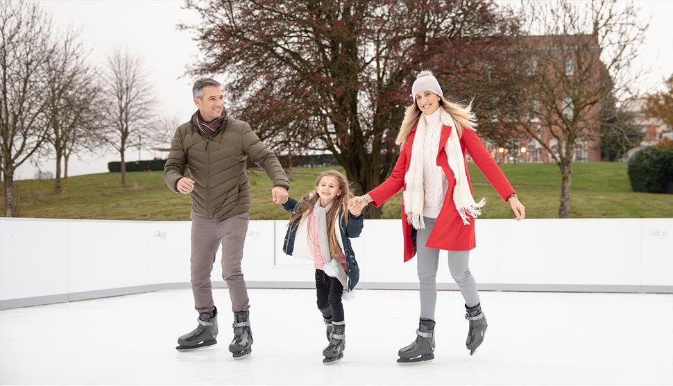Complimentary Birthday and Valentine's Day Skating at Four Seasons Hotel Hampshire