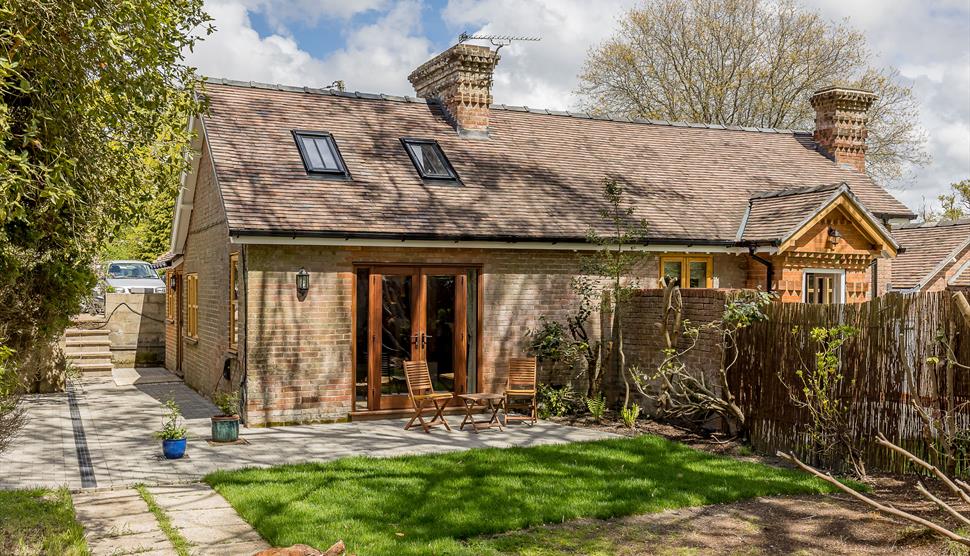 Exterior of Horseshoe Cottage - a New Forest Holiday Cottage