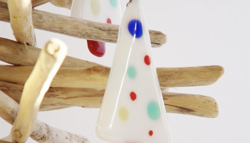 Fused glass decoration