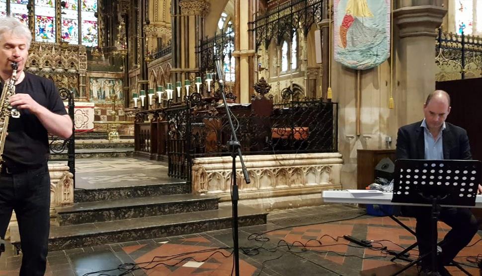 Romsey Abbey Lunchtime Recital by Dominic Beeton Keyboard and Ian Close Saxaophone