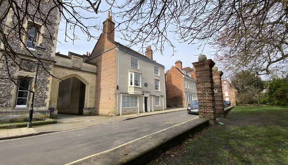 Jane Austen guided walking tour of Winchester