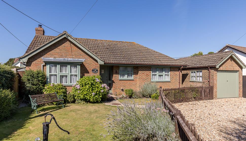 The exterior of Little Mallard