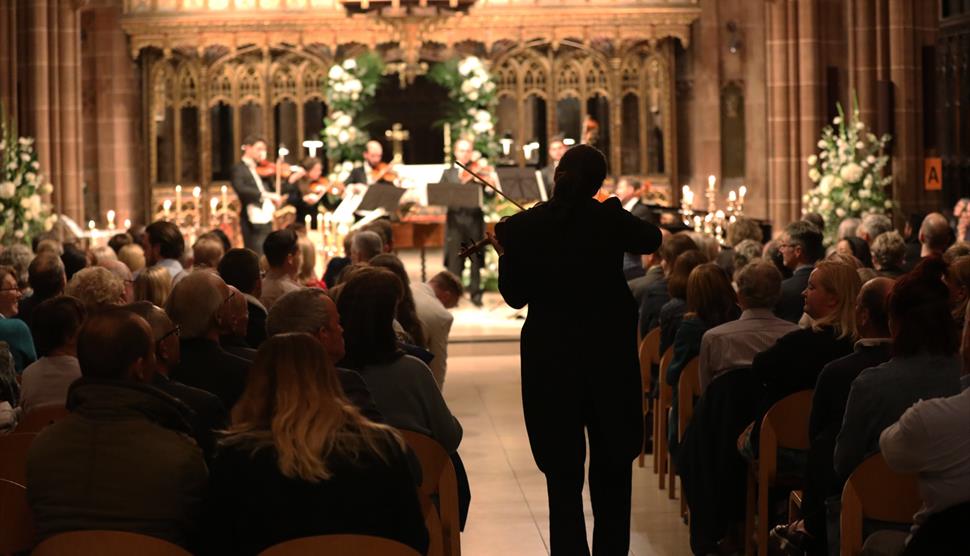 Vivaldi's Four Seasons & The Lark Ascending by London Concertante at Winchester Cathedral