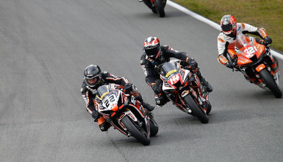 NG Road Racing Club riders