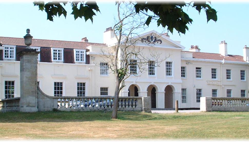 Front facade of Townhill Park House