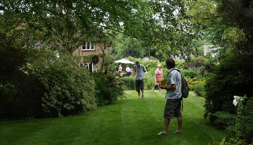 Beyond the Garden Gate - Gardening Openings at Woodgreen
