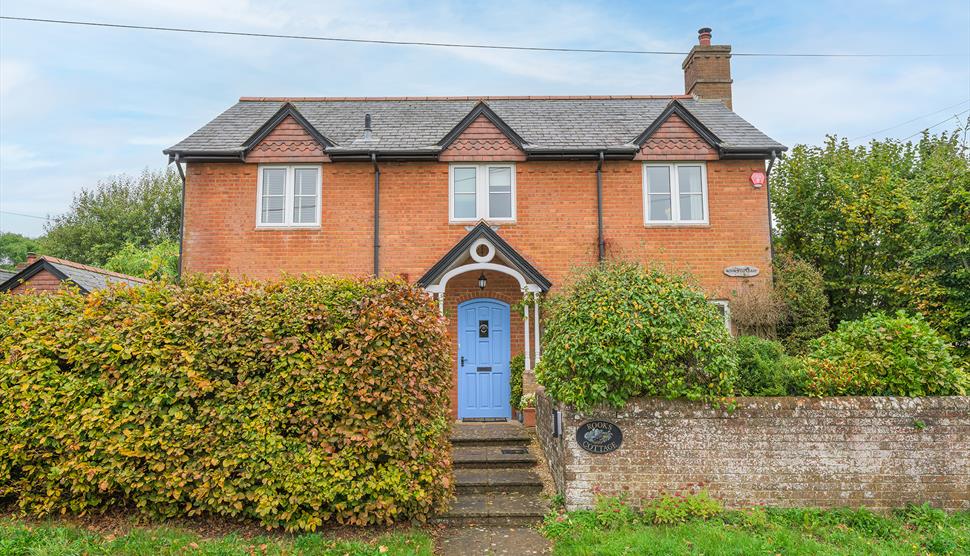 The exterior of Rooks Cottage - a New Forest Holiday Cottage