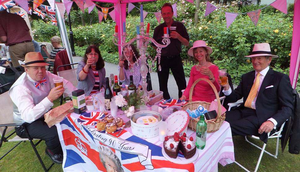 A Royal Celebration on The Watercress Line