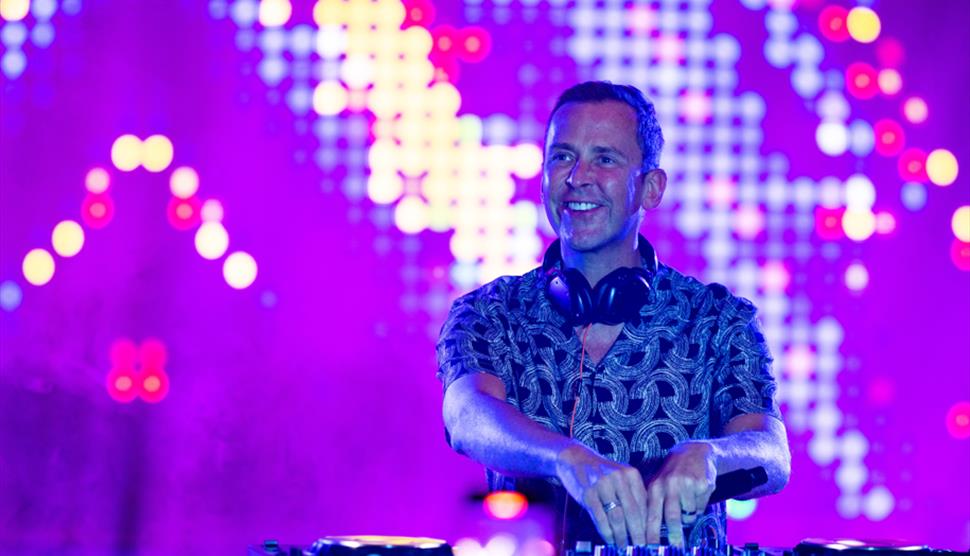 Scott Mills DJ Set at Southampton International Boat Show