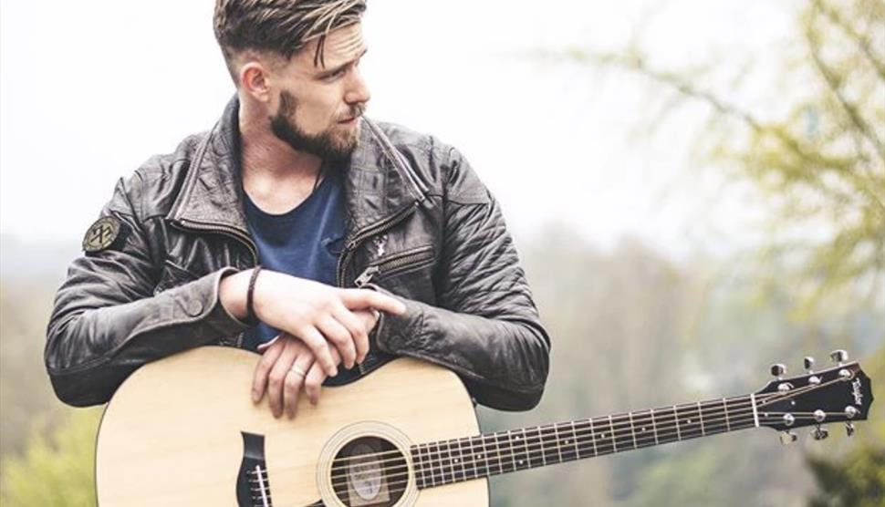 Live Music with Liam Wakefield at The Swan Farnborough