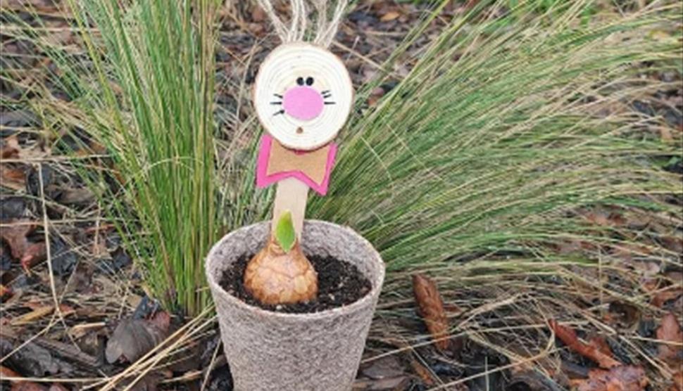 Picture of Bunny Plant Pot Marker