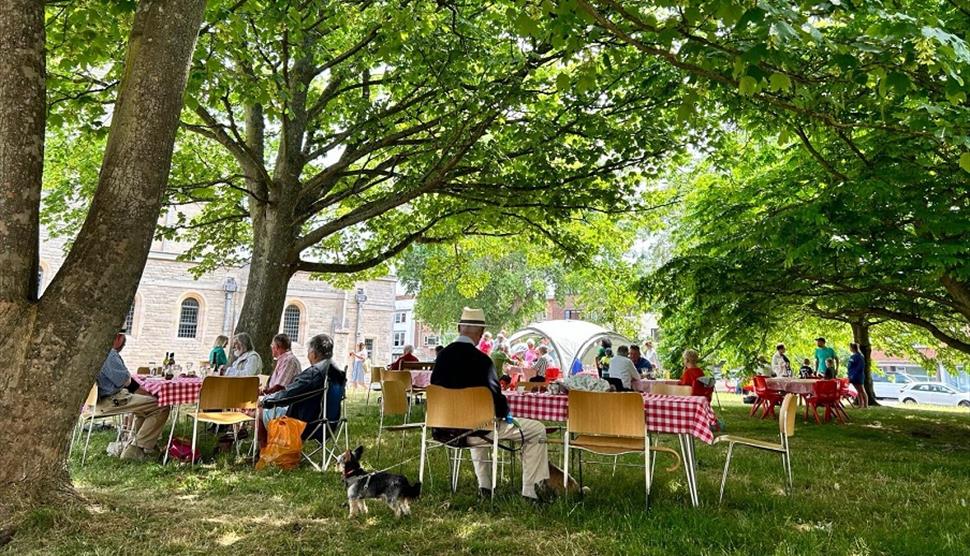 Seafood On The Green taking place outside Portsmouth Cathedral