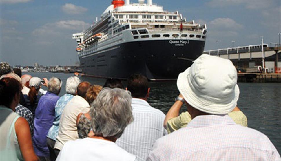 Scenic Solent Cruises: See the Cruise Ships