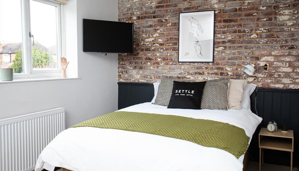 Bedroom in Settle Southampton